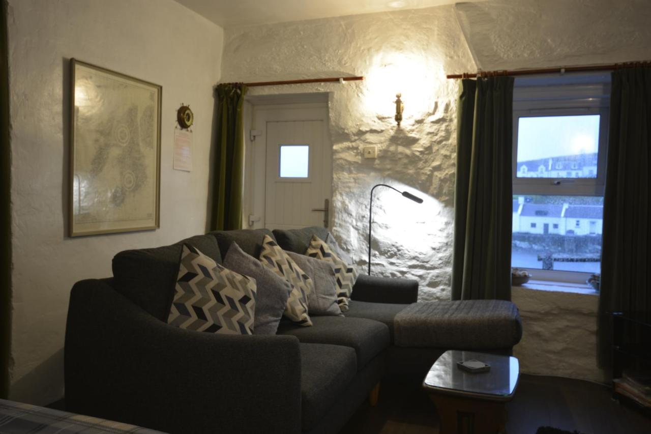 Seal Cottage Portnahaven Bagian luar foto